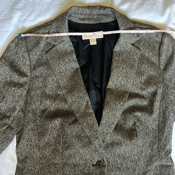 Michael Kors brand new blazer - Picture 5 of 7